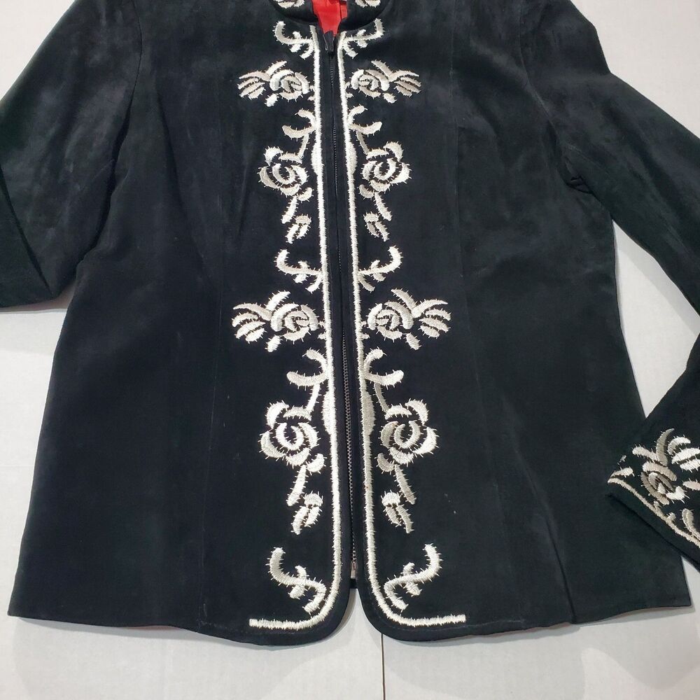 Vintage Suede Leather Black / White Floral Embroidered Zip Jacket , Size 12 - Picture 3 of 16